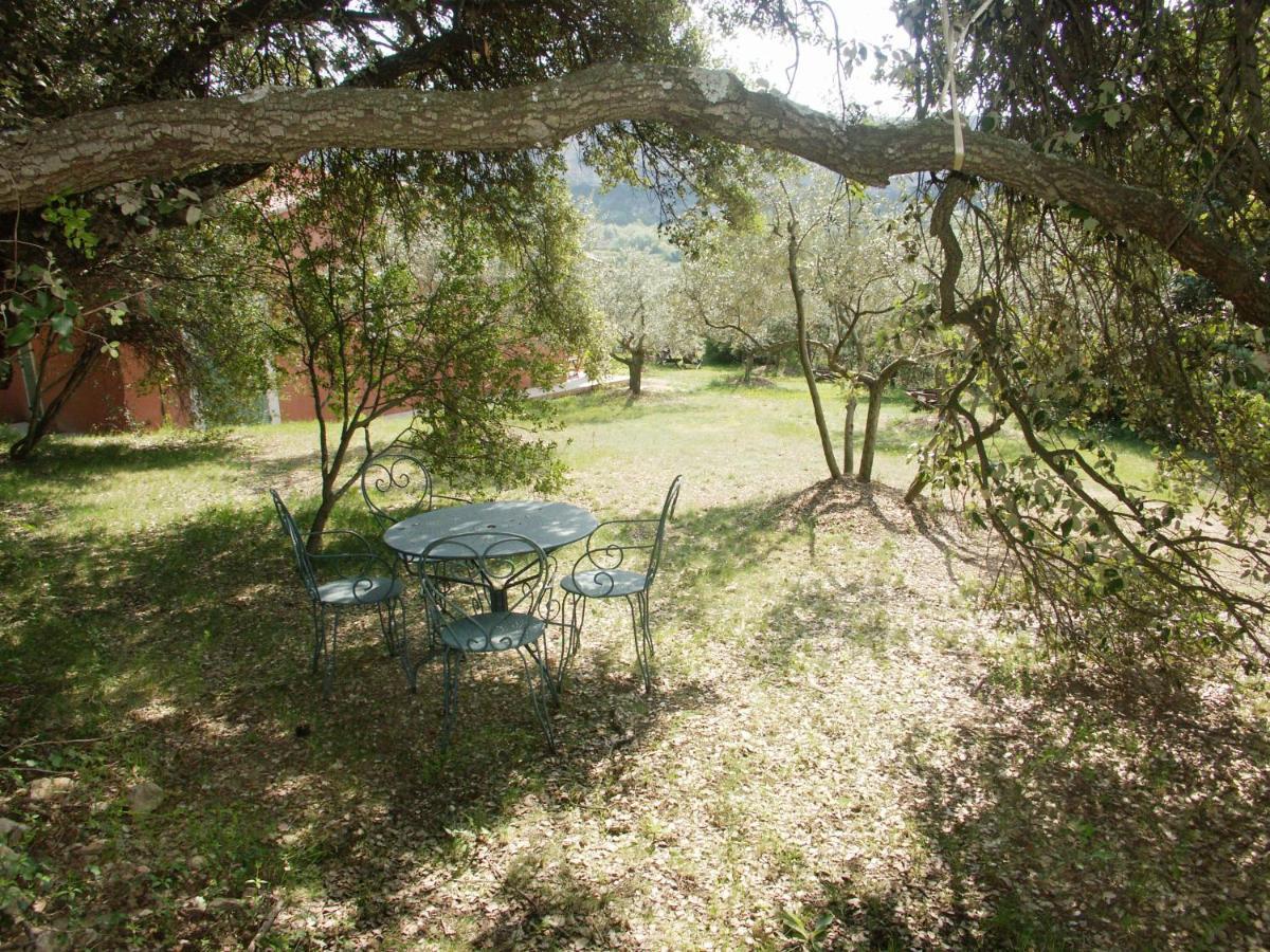 Ll Poulidetto Bed & Breakfast Lioux Exterior photo